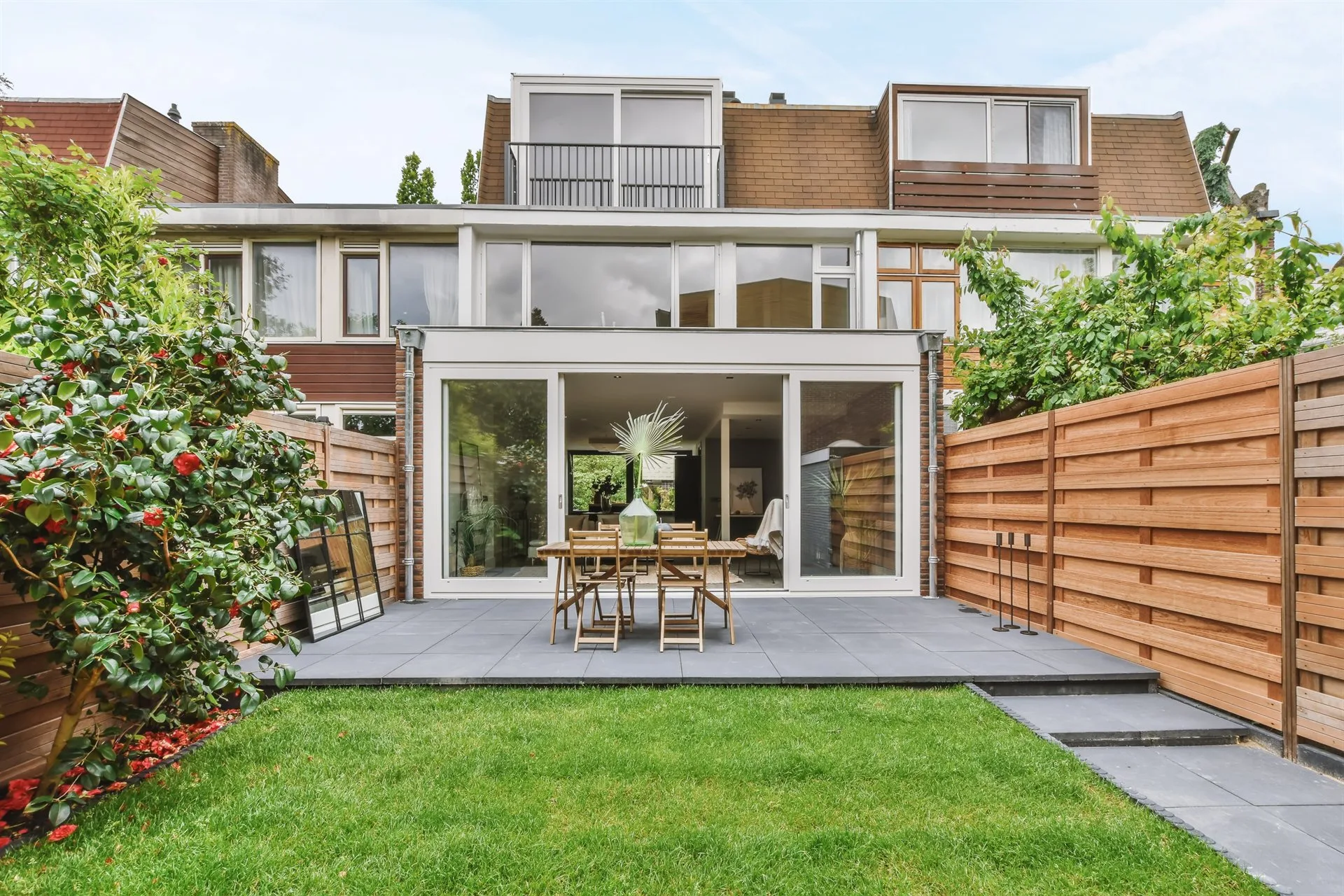 Single-Storey Rear Extension specialists in action